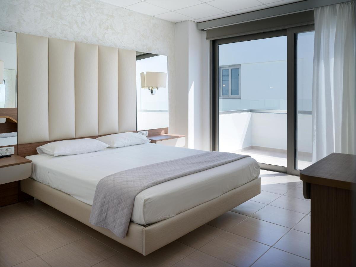 Royal Bay Suites Kéfalos エクステリア 写真