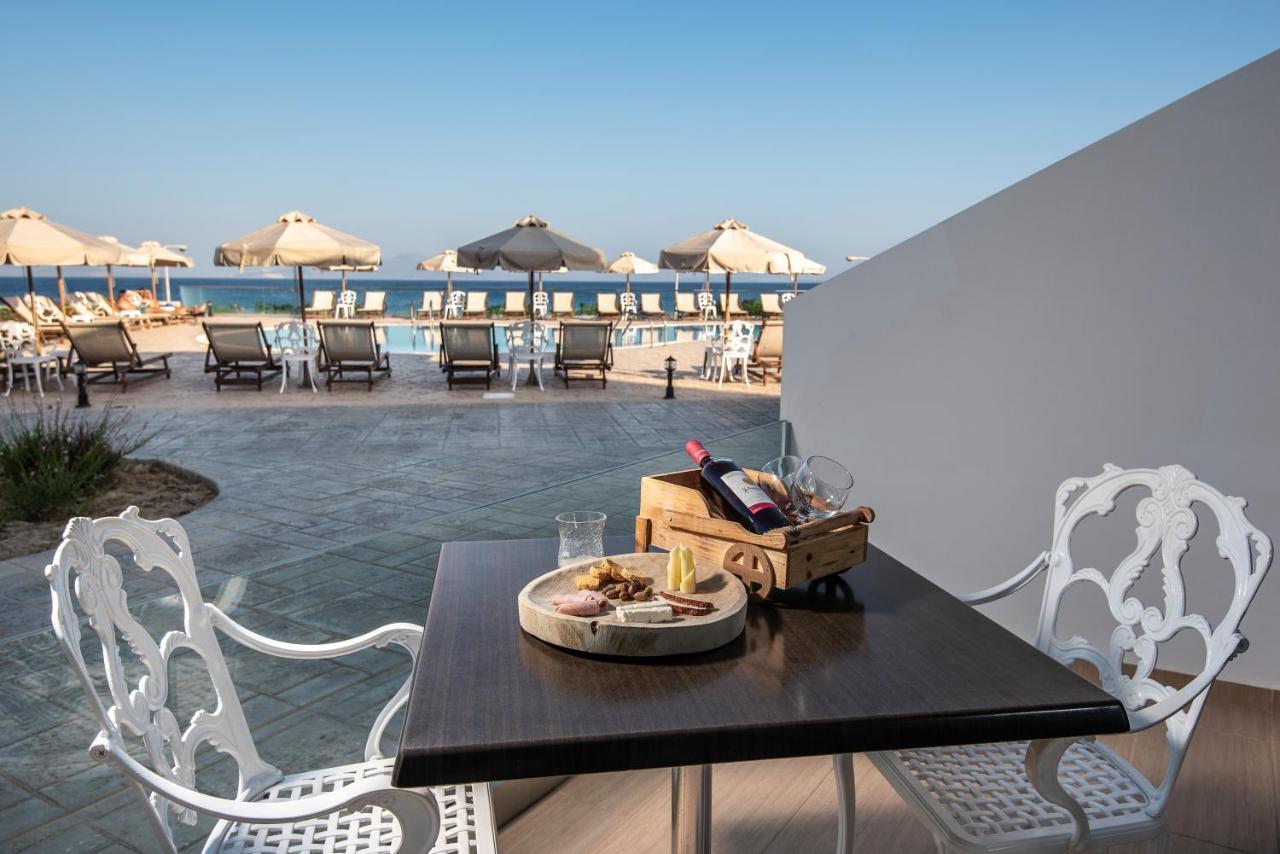 Royal Bay Suites Kéfalos エクステリア 写真