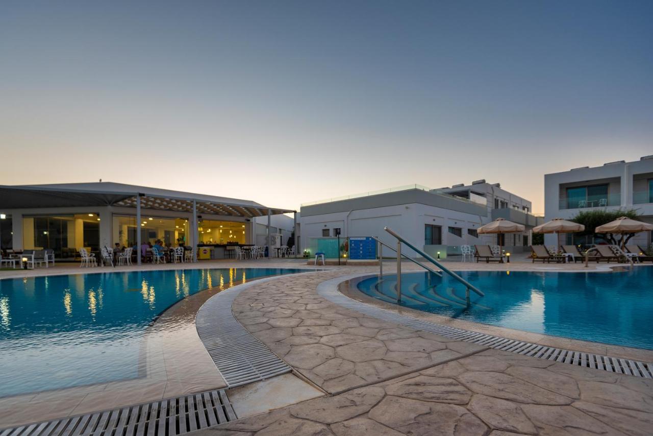 Royal Bay Suites Kéfalos エクステリア 写真