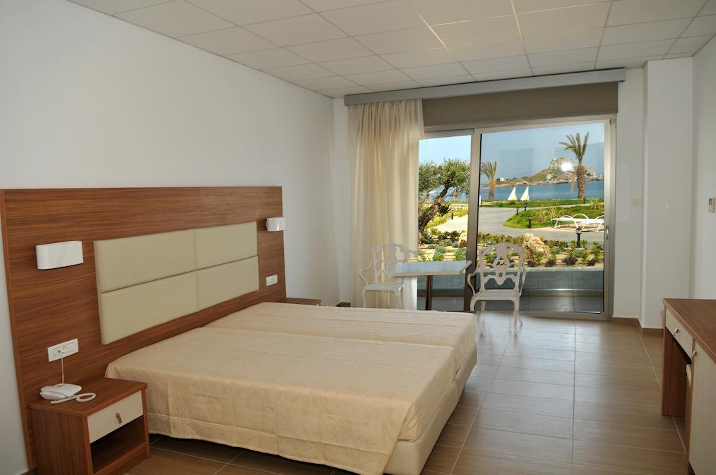 Royal Bay Suites Kéfalos 部屋 写真